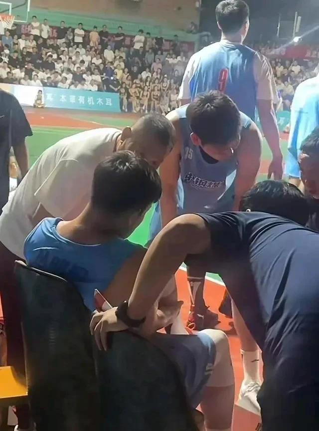 突发!打野球跟腱断裂,辽宁旧将倒霉啊,或终结10年职业生涯