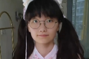有种看Faker擦边的感觉！抖音女主播