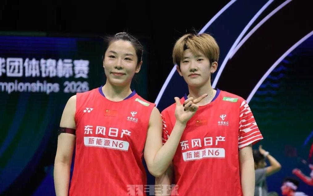 亚团赛青岛挥拍，国羽男女团双线均取得首胜