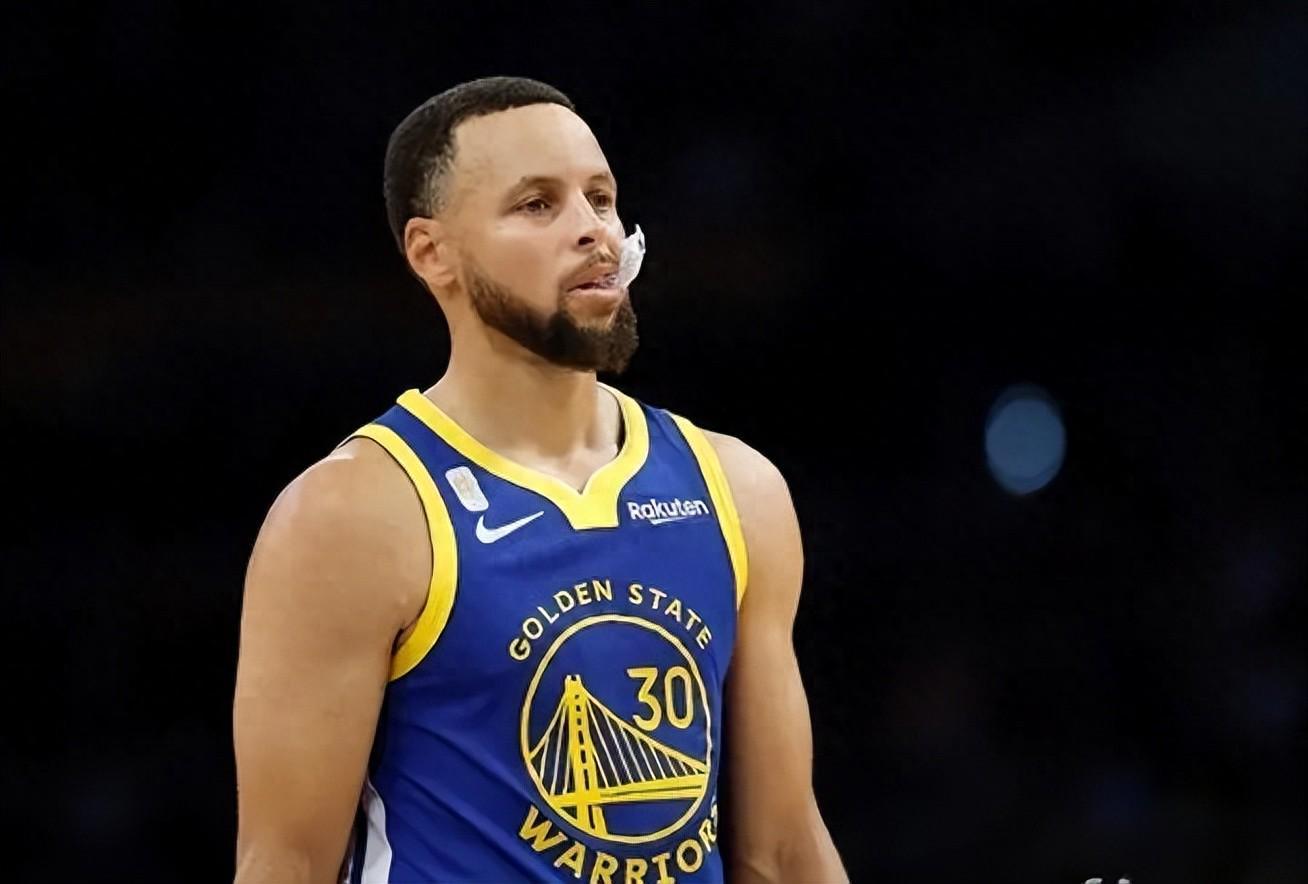 库里生涯总薪资5.3亿，实际到手能有多少说出来你别不信！