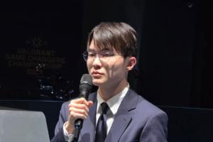 回顾所有S赛决赛！吧友们觉得历届S赛亚军，哪个亚军上单在世界赛上表现最差？