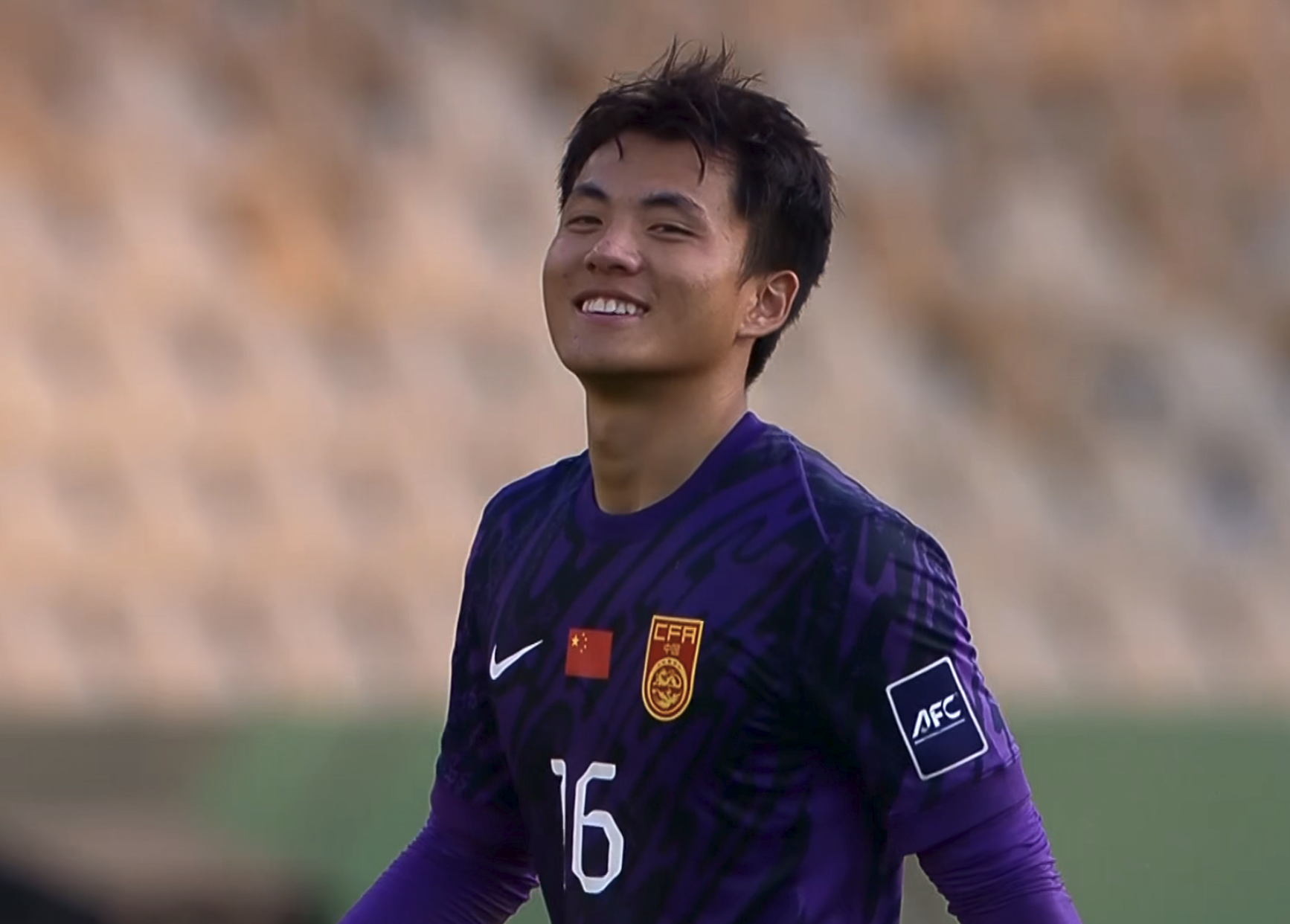 李昊受伤缺席，国足19岁门将获重用：中