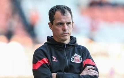 桑德兰主帅：我们的精神属性很突出摆