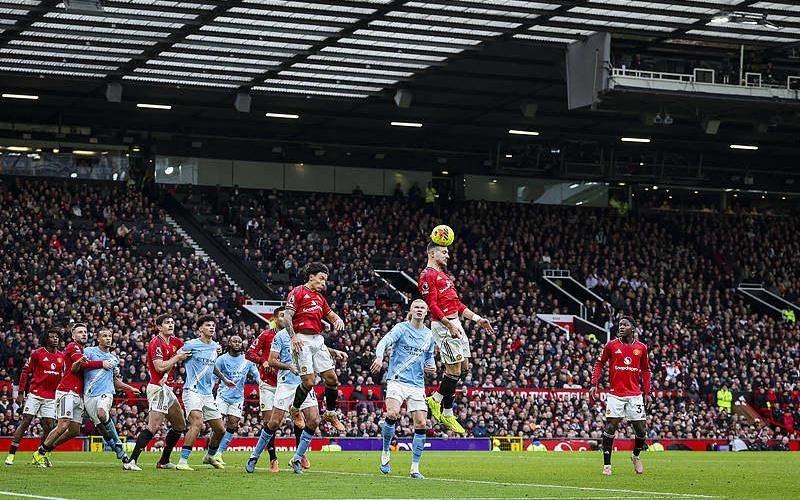 曼联20曼城姆伯莫、多尔古建功