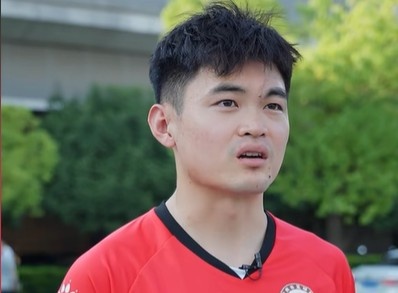 黄紫昌：未来有机会代表常州踢苏超大家争取先进一球、拿下一分