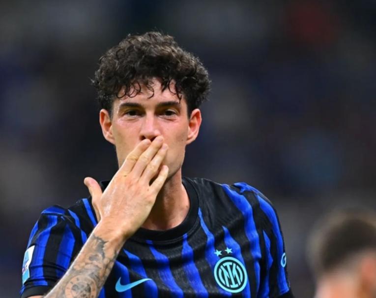 1亿欧！意媒曝利物浦签意甲第一中后卫，斯洛特需要“新阿诺德”