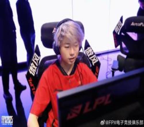 持续对线中！爆料人删除所有微博Mikyxway回应：已经截图将作为证据交给警方