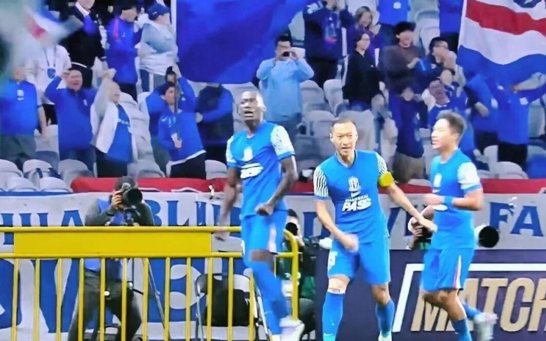 亚冠精英联赛第三轮，上海申花20胜FC