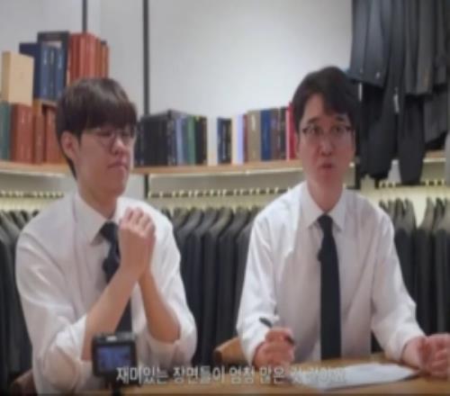 Oner：去年发生人员变化的只有上单，我觉得玄準哥的负担挺重