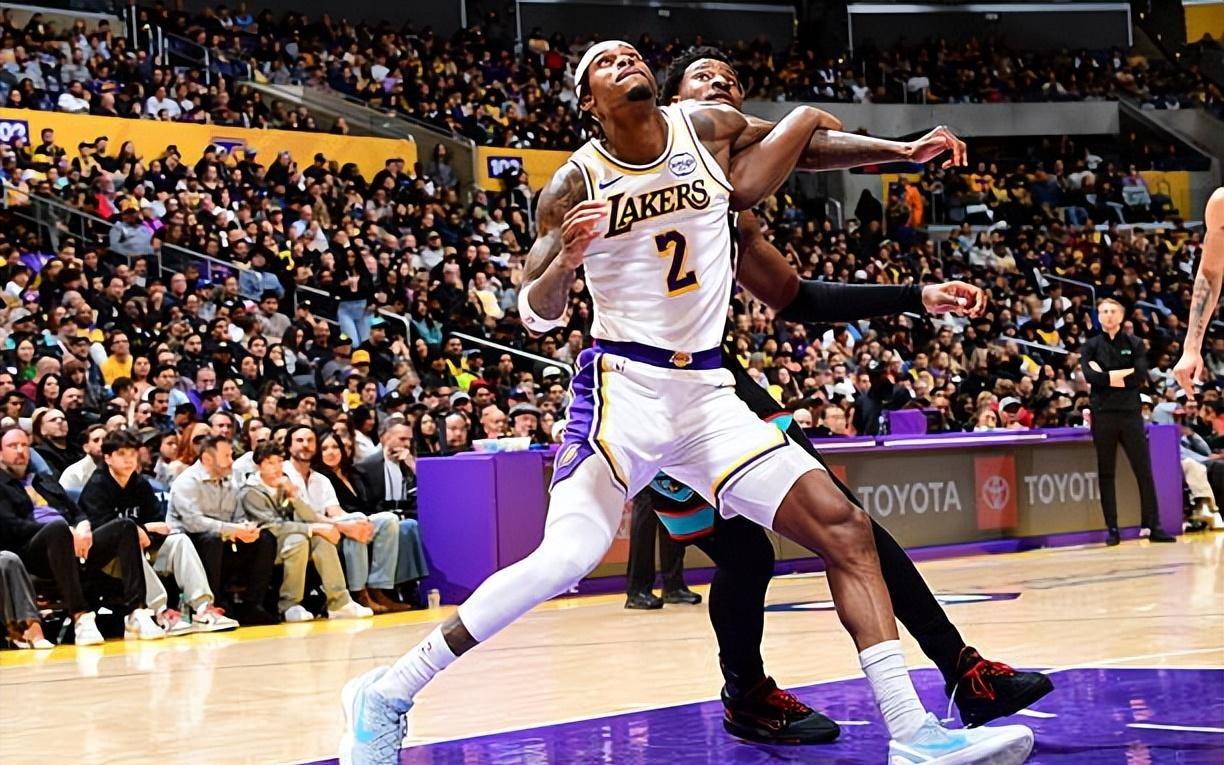 三分命中率突然出现下降，湖人锋线大闸还得赶紧找回手感才行