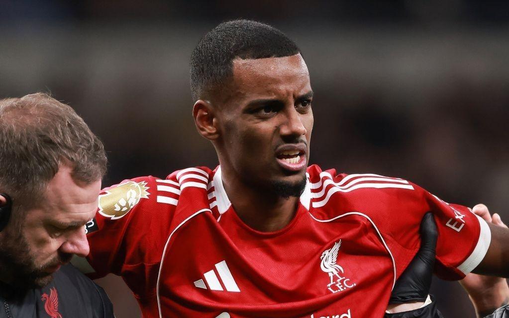 英媒：若伊萨克确诊左腿骨折，他可能缺席红军的比赛多达22场