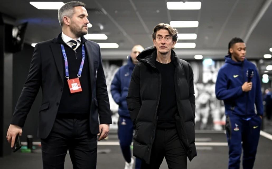 弗兰克：这场比赛可能会非常胶着法兰克福可以毫无包袱地踢