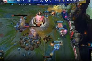 暴打叛徒！管泽元锐评T1击败HLE：太残忍了！