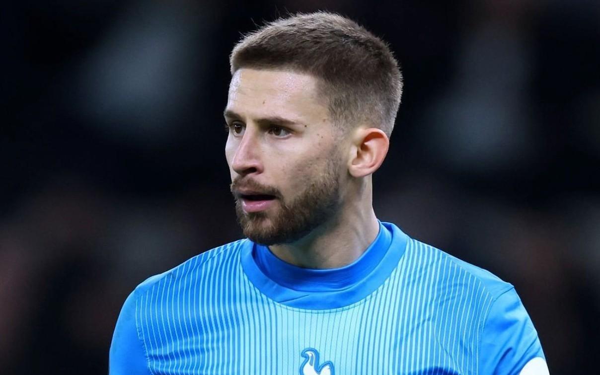 都体：索默的合同将在赛季末到期，维卡