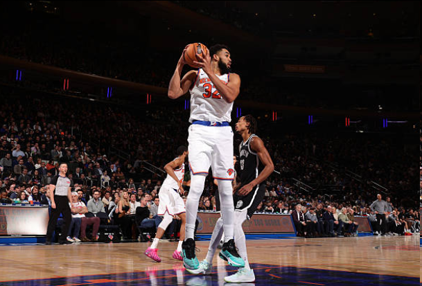 尼克斯54分大胜创多项神迹：队史单场最大净胜分+面对篮网13连胜