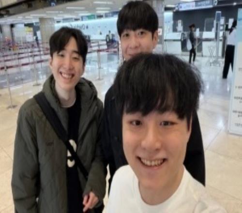 DK分享Showmaker带前队友到上海看S15八强：我会去现场看八强赛