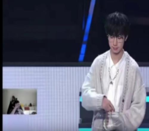 Ning王看抽签：蓝哥一点黑流量不吃，白流量全让他吃了