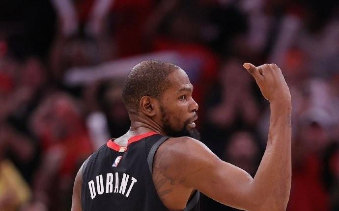 乌度卡谈杜兰特绝杀：他生涯一直在做这事，这也是我们交易他的原因