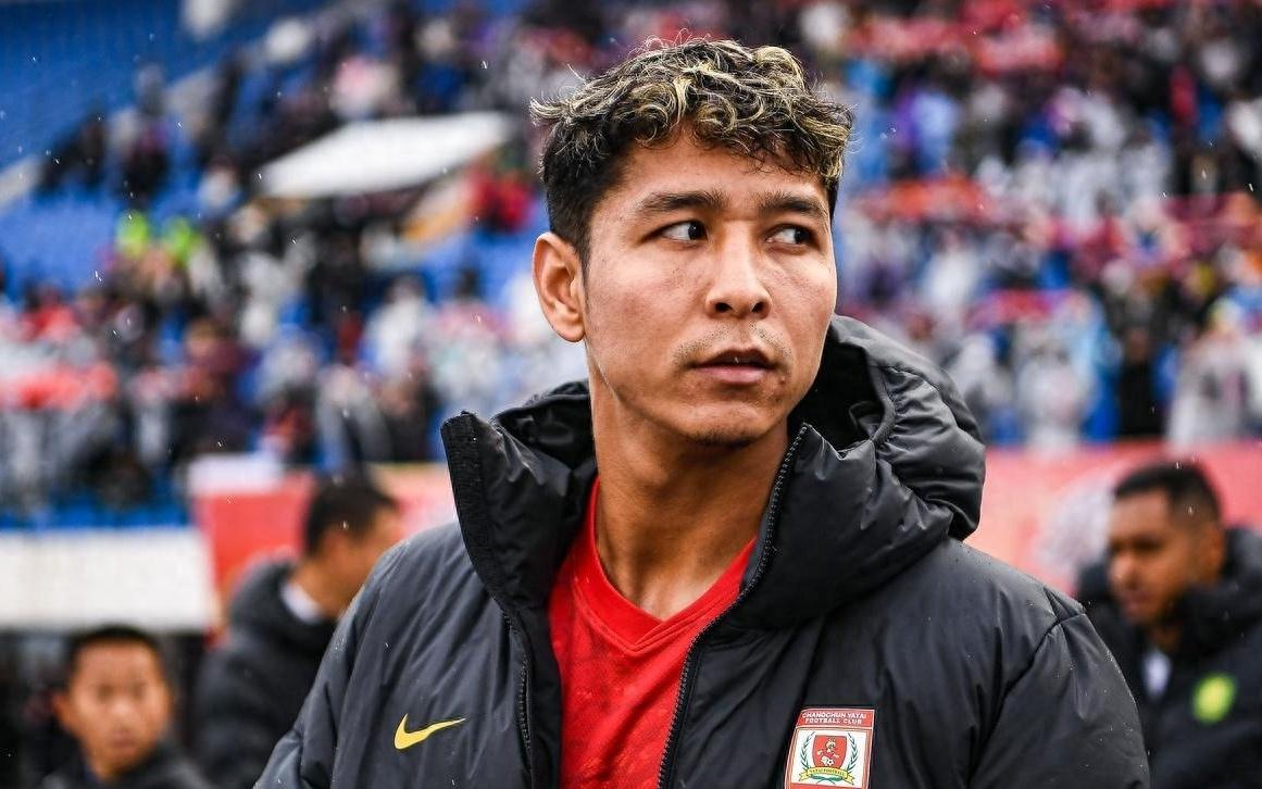 中超市场又一条大鱼浮现！已亲自官宣自由身离队，李金羽下手吗