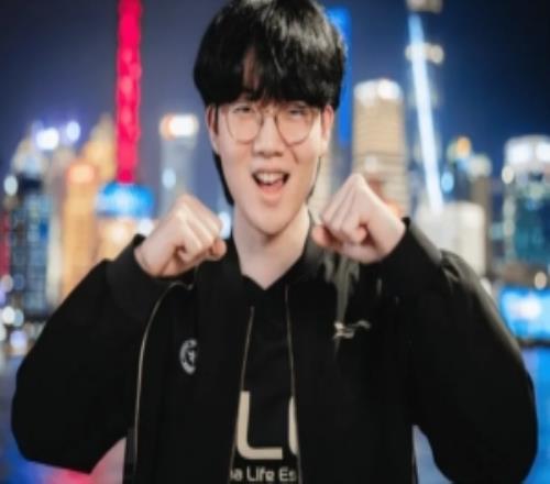 Viper四局数据：分均伤害1114，伤害占比39.9%，伤转240%