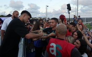 佩德里：现实中的范戴克比电视中更加难以逾越，摆脱他很困难