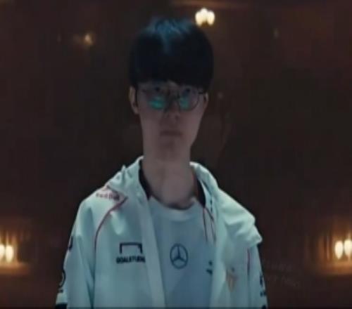 LOL官方发布视频:坚持本就不凡,恭喜Faker再次拿到世界赛门票