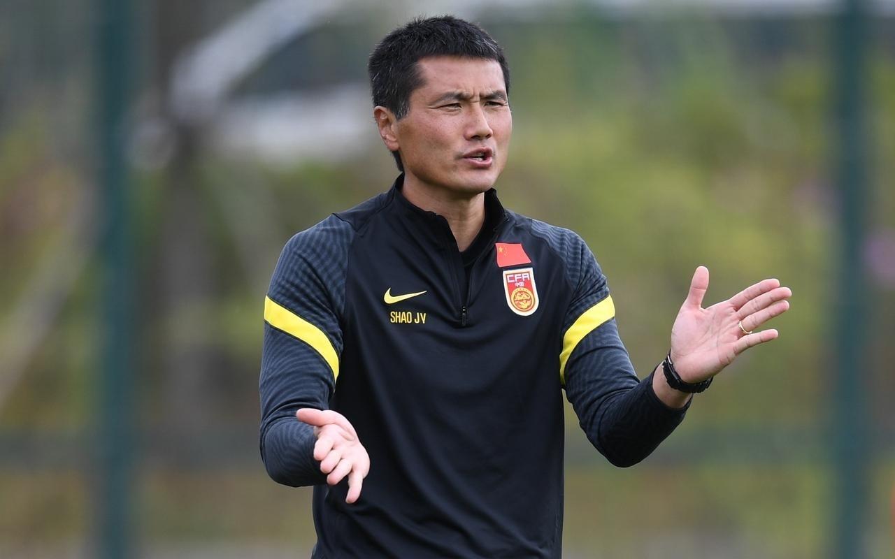 多人无缘邵佳一首次设置国足门槛，U23球员必须能在联赛踢上球