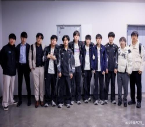 Elk赛后更博：今年旅途就到这了希望明年大家都能够加油LPL加油