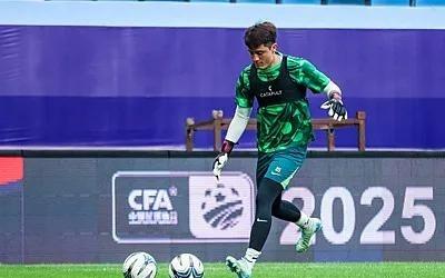 博主：规划门将郑图罗无缘回归国安