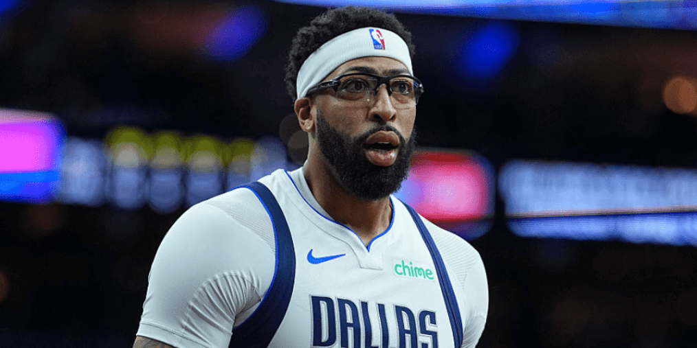 独行侠交易浓眉要价曝光！优先考虑年轻球星对库明加里萨谢有意