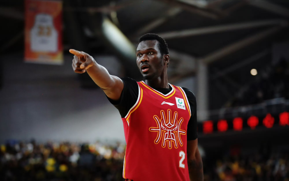 四连败+刘传兴隐身！没有了小纸条的潘江，真的带不动山西队了吗