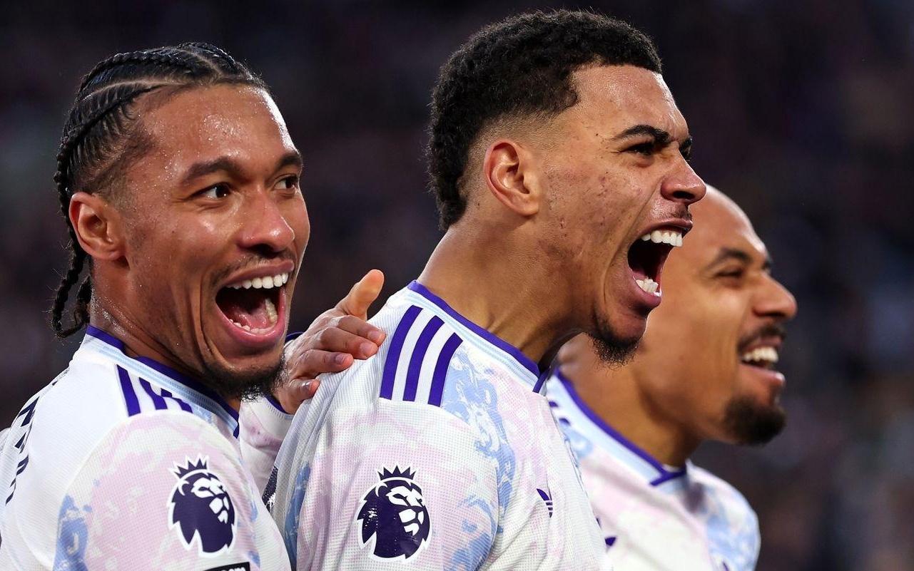 卡拉格：罗杰斯如果保持这样的状态，他能成英格兰10号位首发