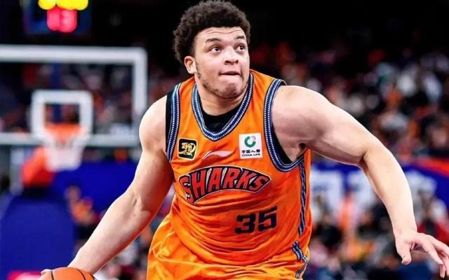 正式确定!弗格加盟上海男篮,携手洛夫顿,卢伟冲击总冠军