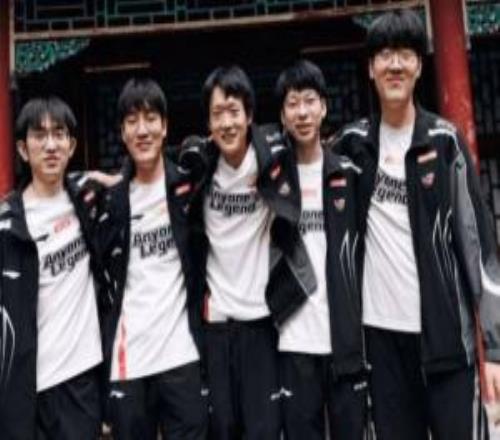 队史首次参加S赛就轻松晋级八强，AL展现出了自己该有的风采