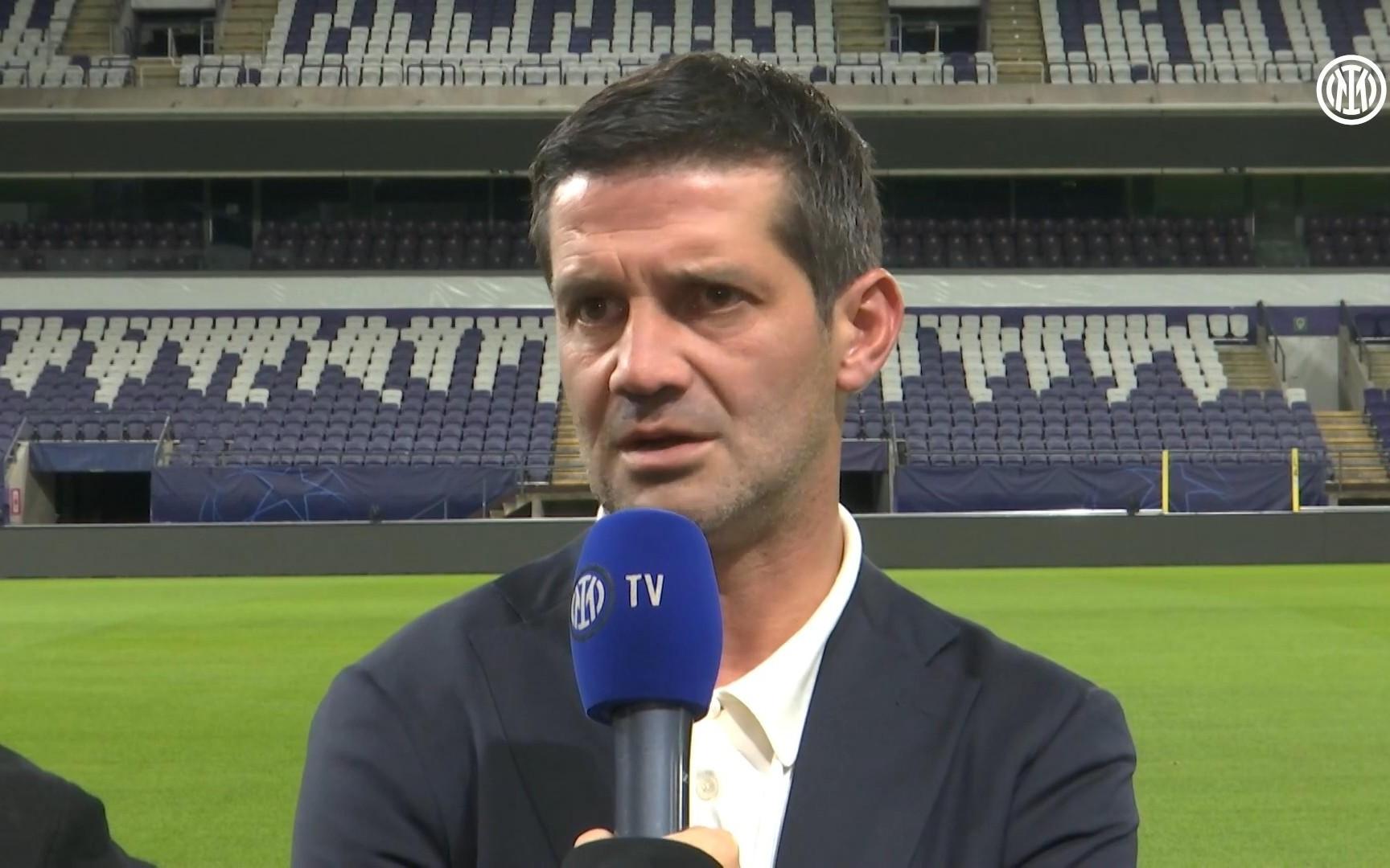 齐沃:圣吉罗斯联合换帅了也是比甲榜首,他们很有威胁