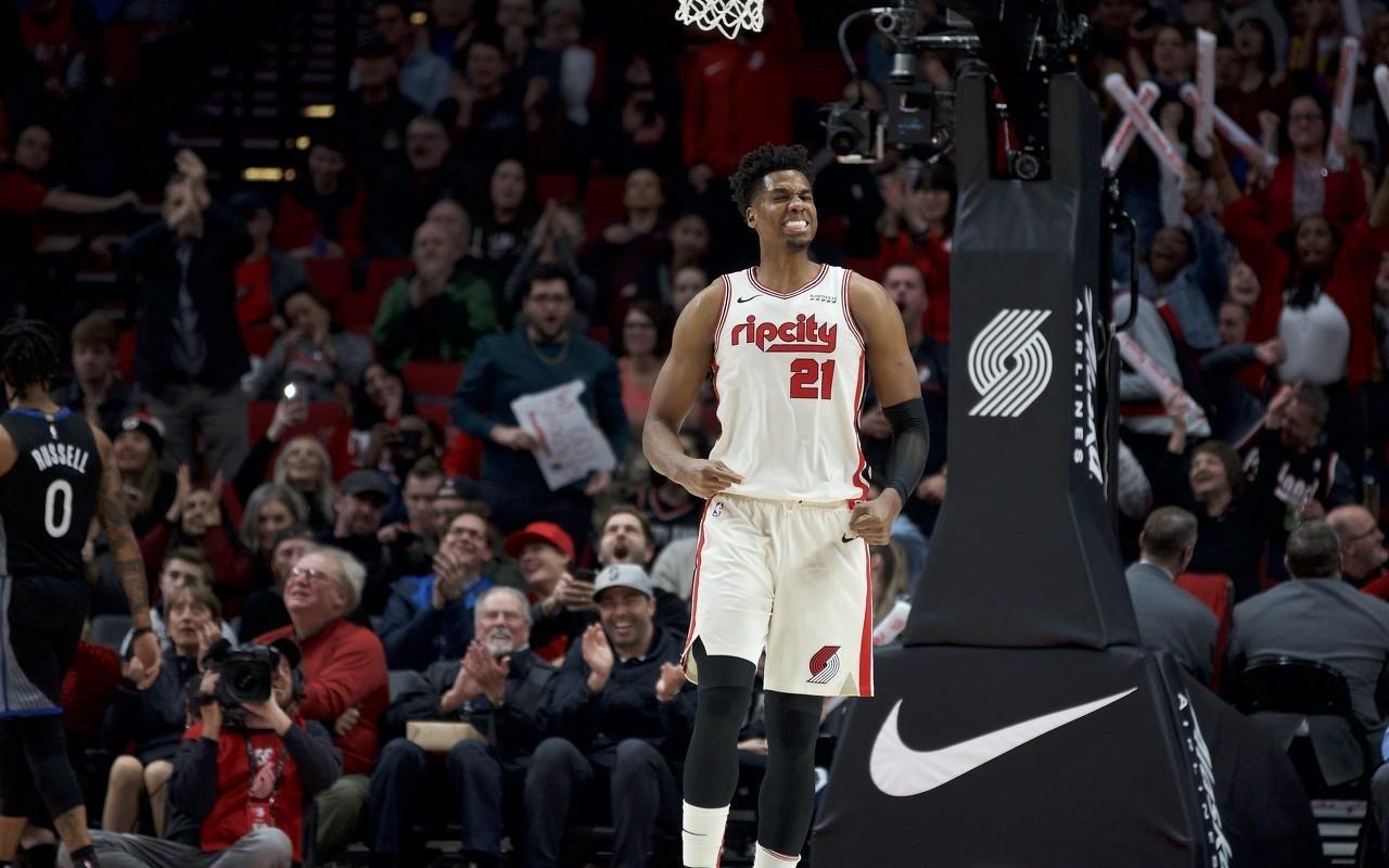 媒体人:上海男篮邀请前NBA球员怀特塞德前往日本随队试训