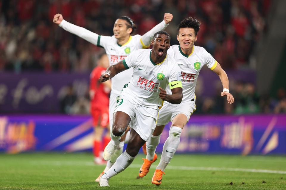 国安30河南！时隔7年第5次再夺足协杯中超金靴戴帽+赛季轰33球