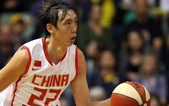 惨败39分！连续三个赛季倒数男篮名宿帅位仍稳如泰山