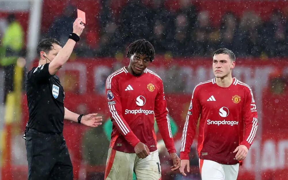 曼联闹内鬼！多尔古点赞批评阿莫林的