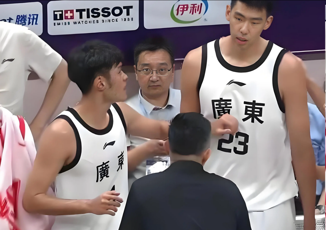 场均6+3！全运会都打不明白，阿联接班人逃出杜锋魔爪也难成大器