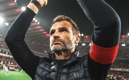 欧冠前一天换帅，布鲁日官方：前海港主帅莱科接手球队