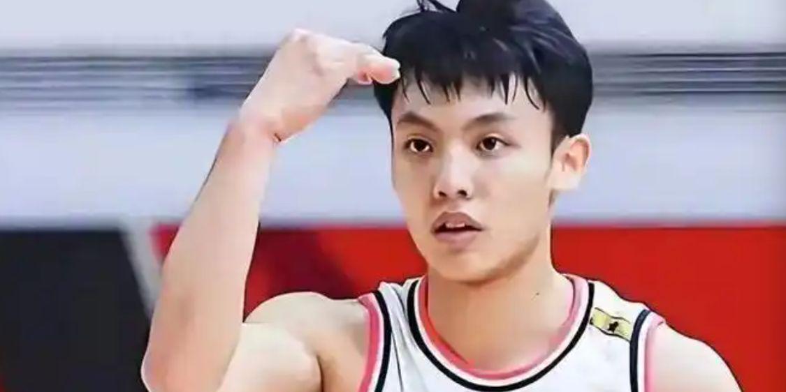 徐杰为何一直打替补分析，主要有3个