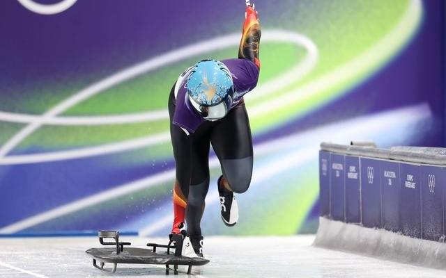 女子钢架雪车：弗洛克四战奥运终夺金，赵丹创中国队最好成绩