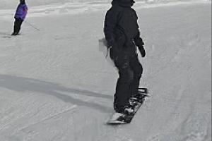 JKL晒滑雪动图：冰雪运动真的很有魅力为征战的冬奥健儿们加油！