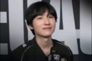 S15赛事采访Peanut:对十年前的自己说不要放弃,努力往前走