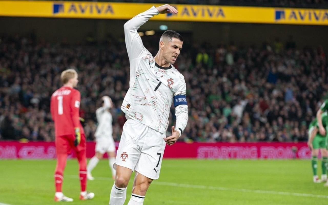 C罗重返伯纳乌！享受起立鼓掌名记：他