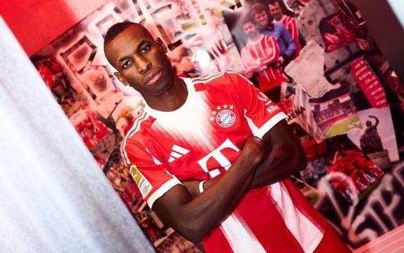 记者：杰克逊德国杯首发不计入买断的40场欧冠+德甲最多49场