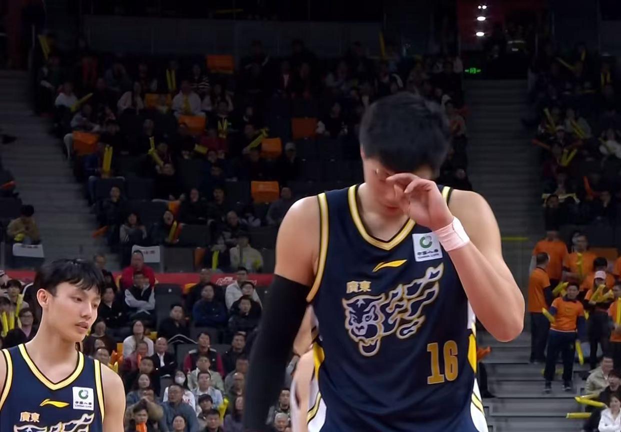 太适合广东队！CBA强力锋线可能离队，曾被杜锋公开招募！