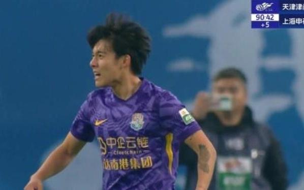 津媒：李嗣镕又帅又能打，首秀4分钟进