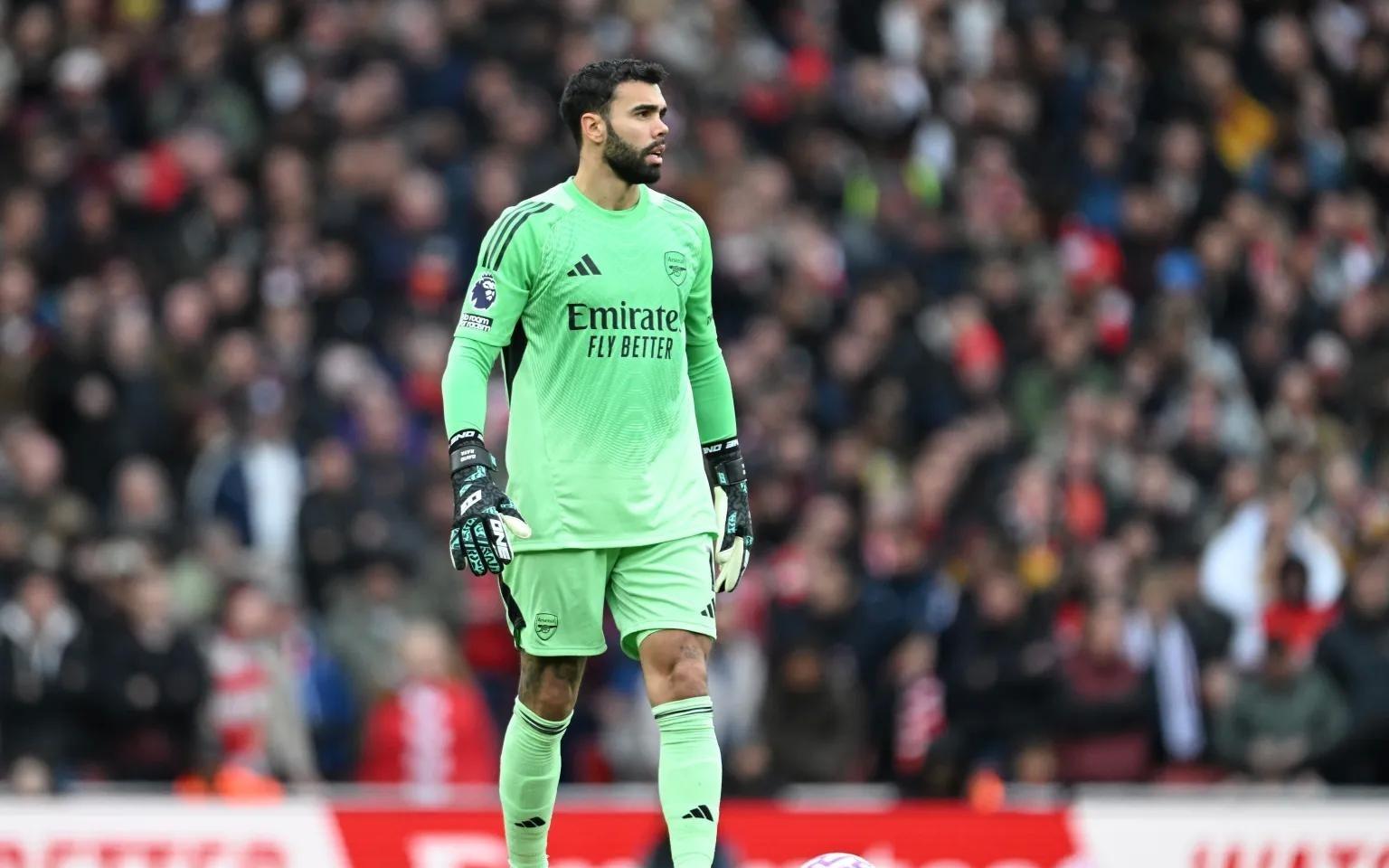 钢铁防守,整个十月戴维拉亚在英超只面临了对手的一次射正